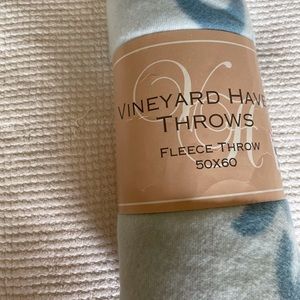 NWT Vineyard Haven Fleece Throw Blanket